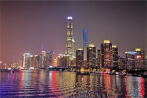 在佐餐中享受文化:上海的特色美食 在佐餐中享受文化:上海的特色美食